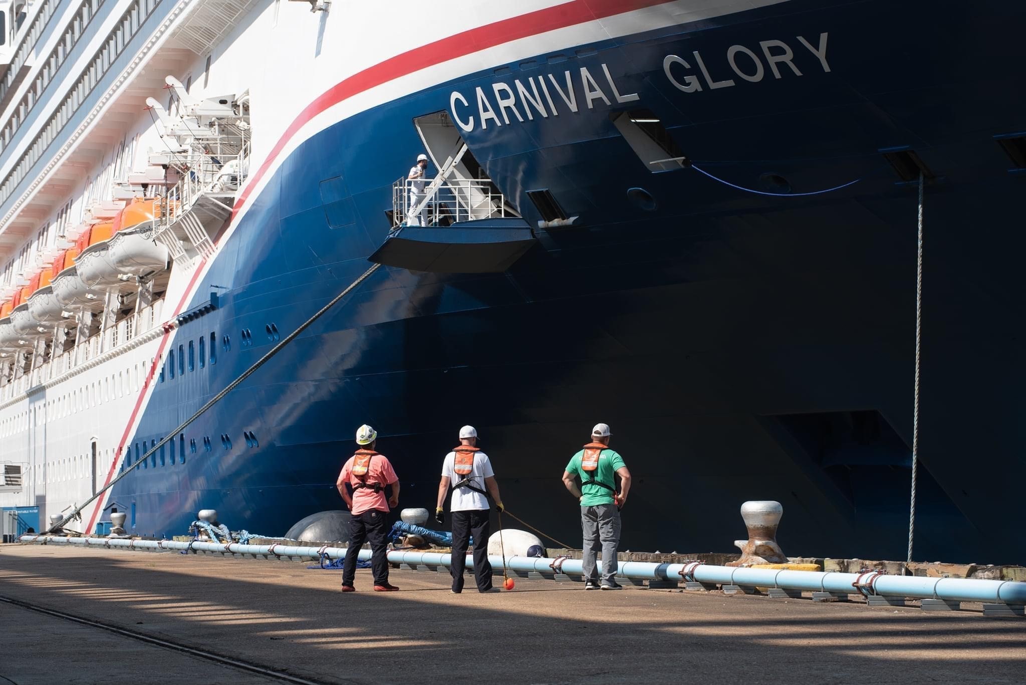 Carnival Glory