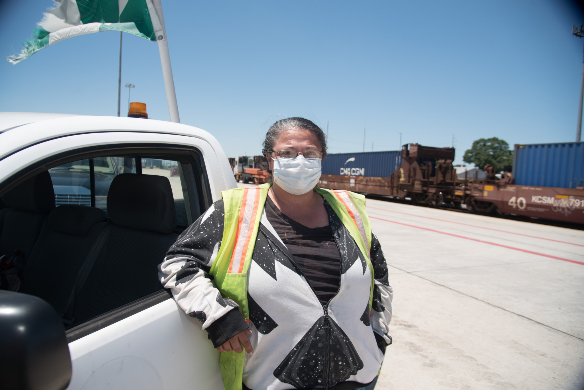 Port NOLA Rail woman